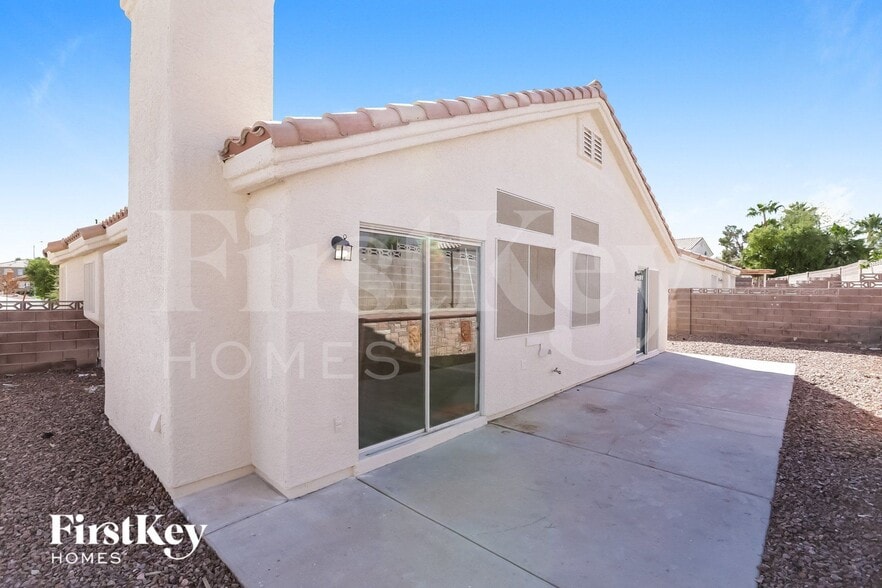 Building Photo - 1900 Toscanini Way