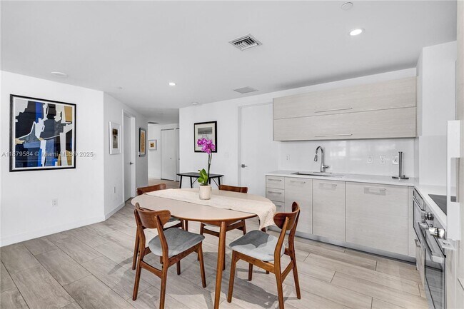 Building Photo - 45 SW 9th St