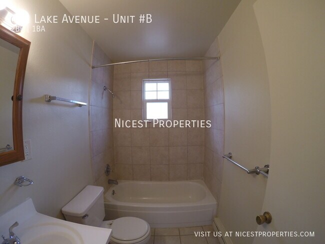 Building Photo - 431 Lake Ave