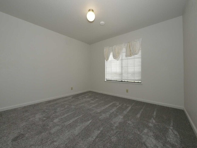 Building Photo - 110 Detert Ln