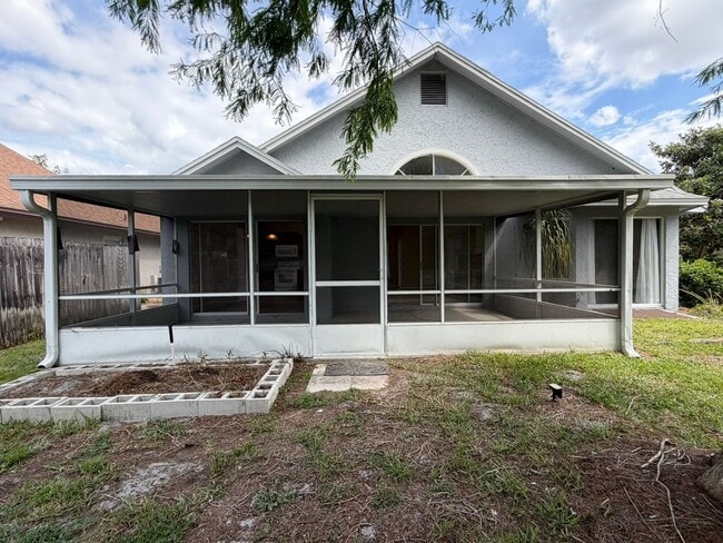 Building Photo - 625 Remington Oak Dr