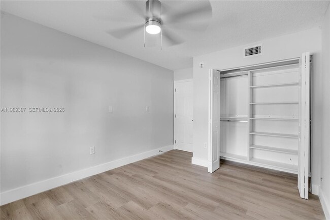 Building Photo - 560 NE 63rd St