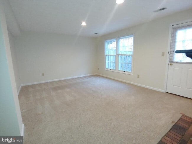 Building Photo - 2134 Commissary Cir