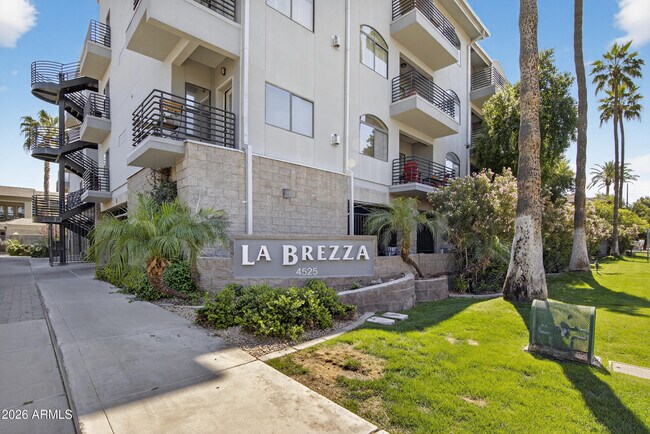 Building Photo - 4525 N 22nd St