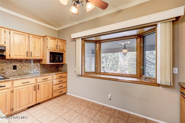 Building Photo - 611 Heather Brook Cir