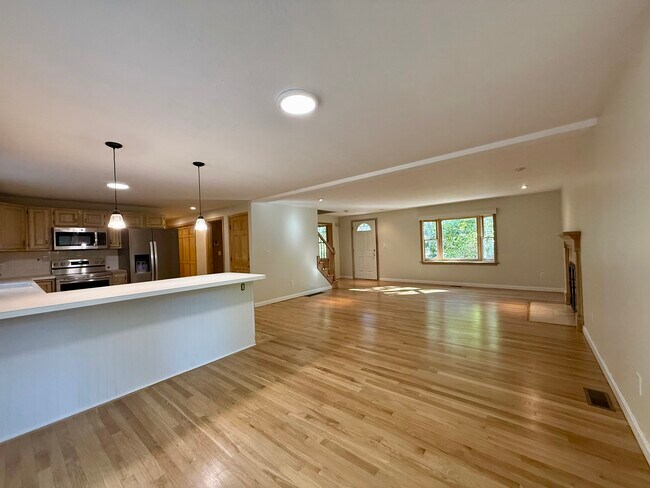 Building Photo - 19 Westerly Dr