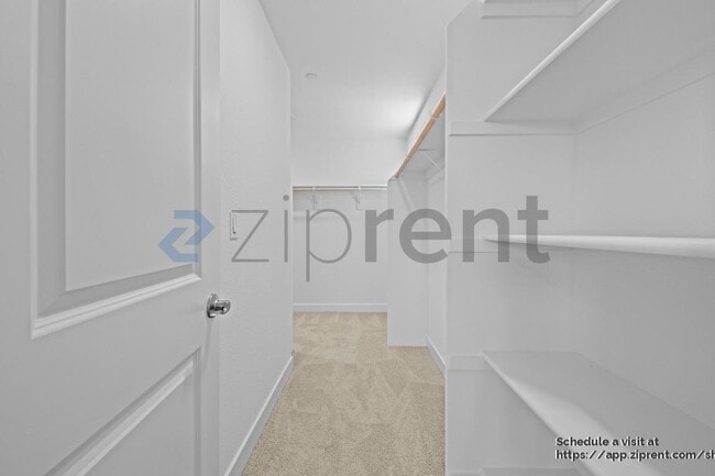 Building Photo - 15961 Mavericks Ln