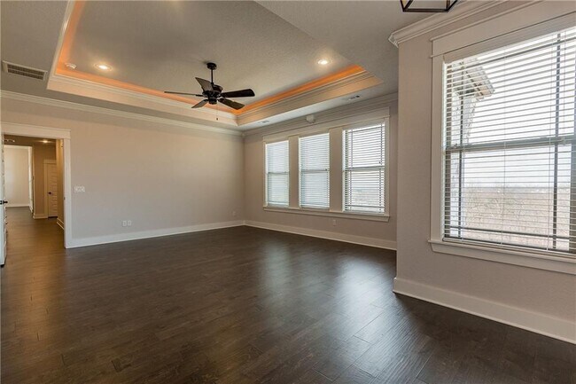 Building Photo - 489 E Ozark View Drive