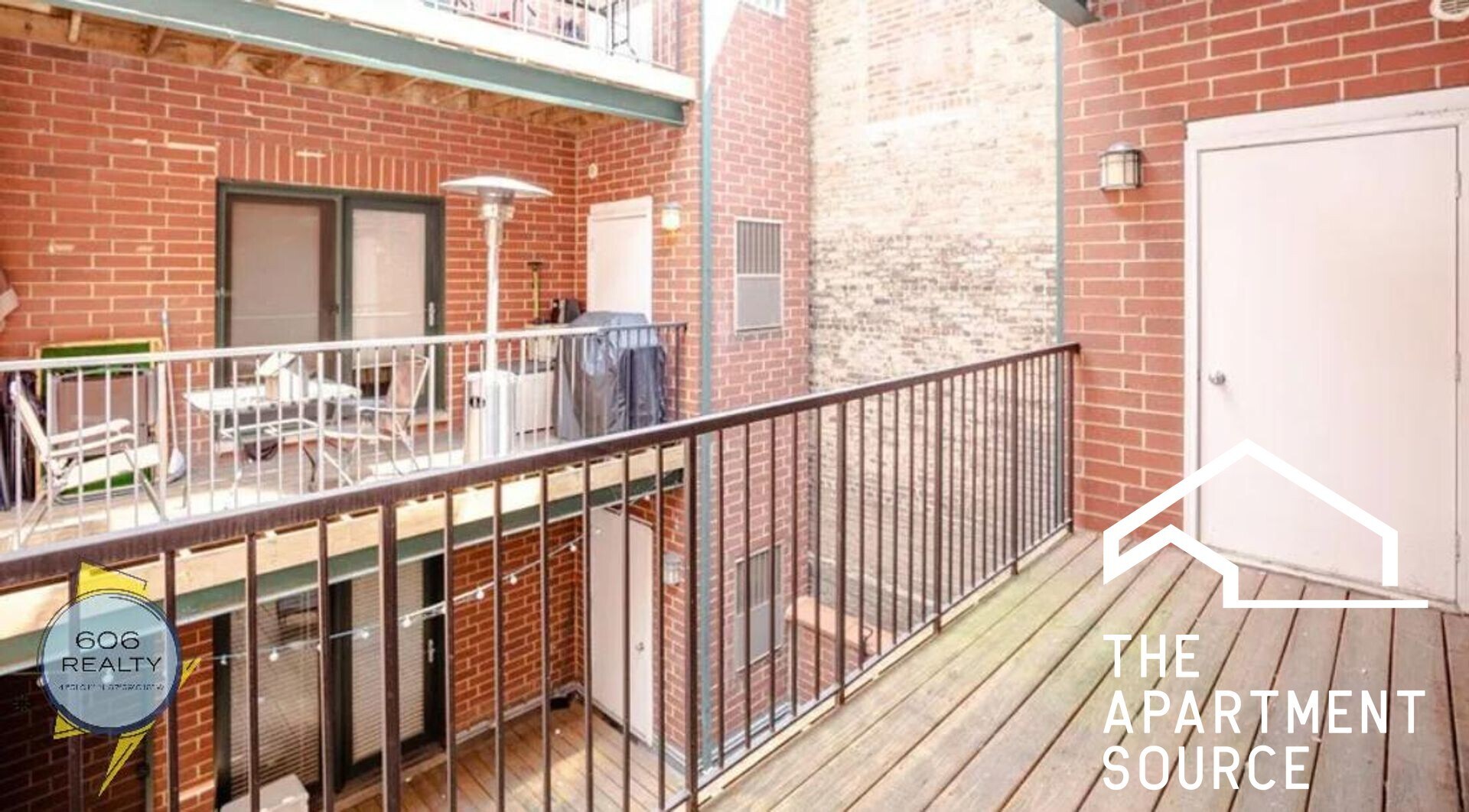 Building Photo - 3347 N Clark St