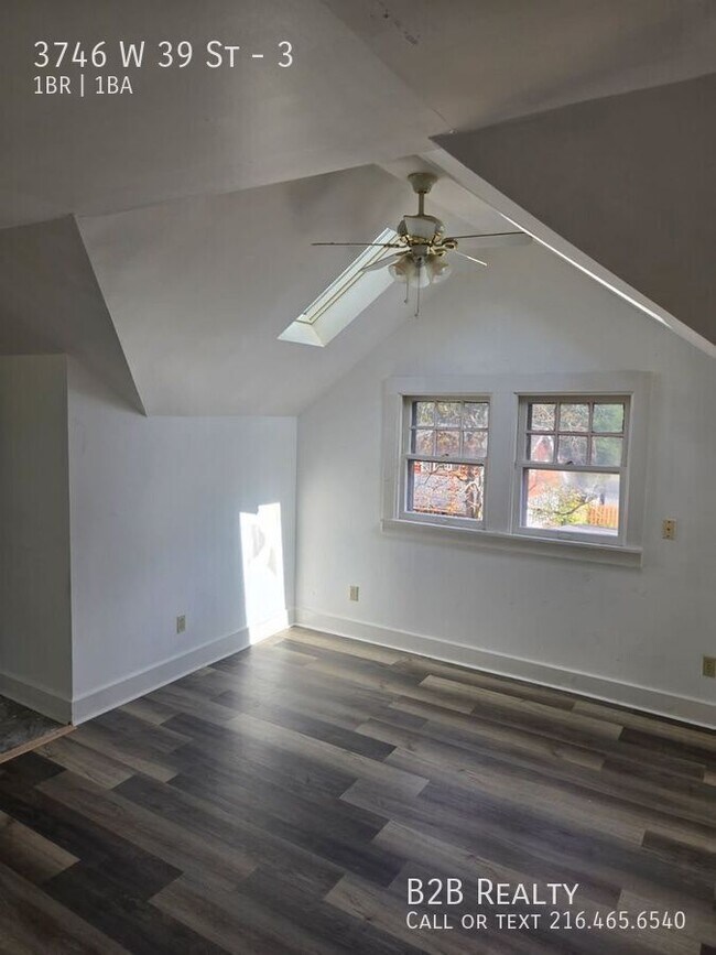 Building Photo - 3746 W 39th St