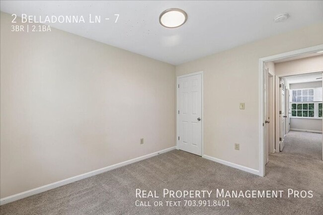 Building Photo - 2 Belladonna Ln