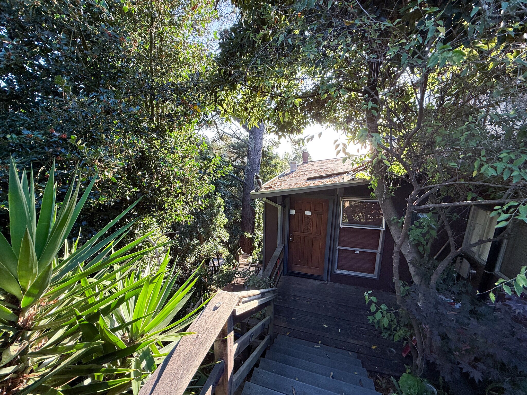 Building Photo - 6925 Snake Rd