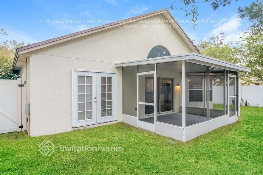 Building Photo - 4021 Fontana Pl