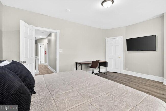 Building Photo - 1119 Montello Ave NE