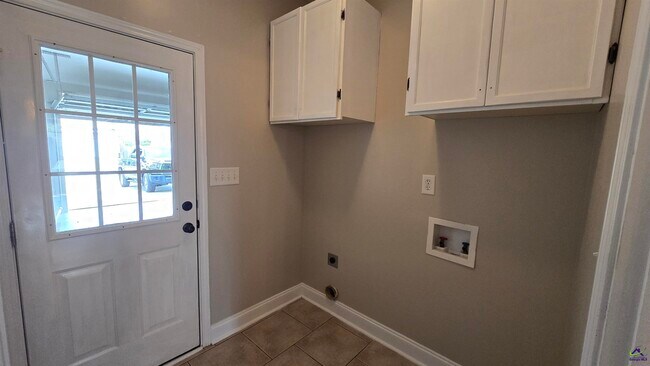 Building Photo - 104 Wetherby Ct