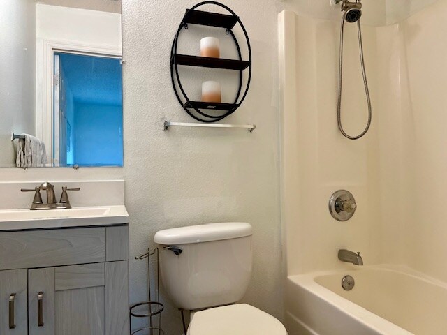 Building Photo - 1005 Cabo Blanco Ave
