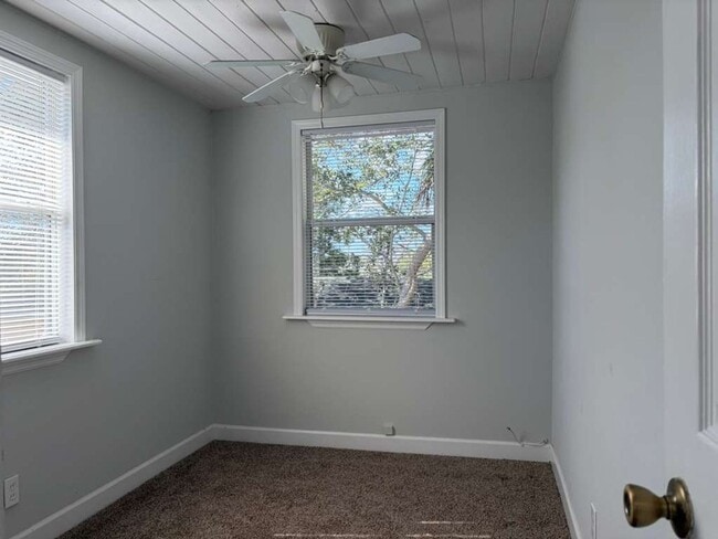 Building Photo - 2 Bedroom Single Family Home in the Desirable Westminster Heights Neighborhood