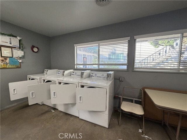 Building Photo - 214 de Anza St