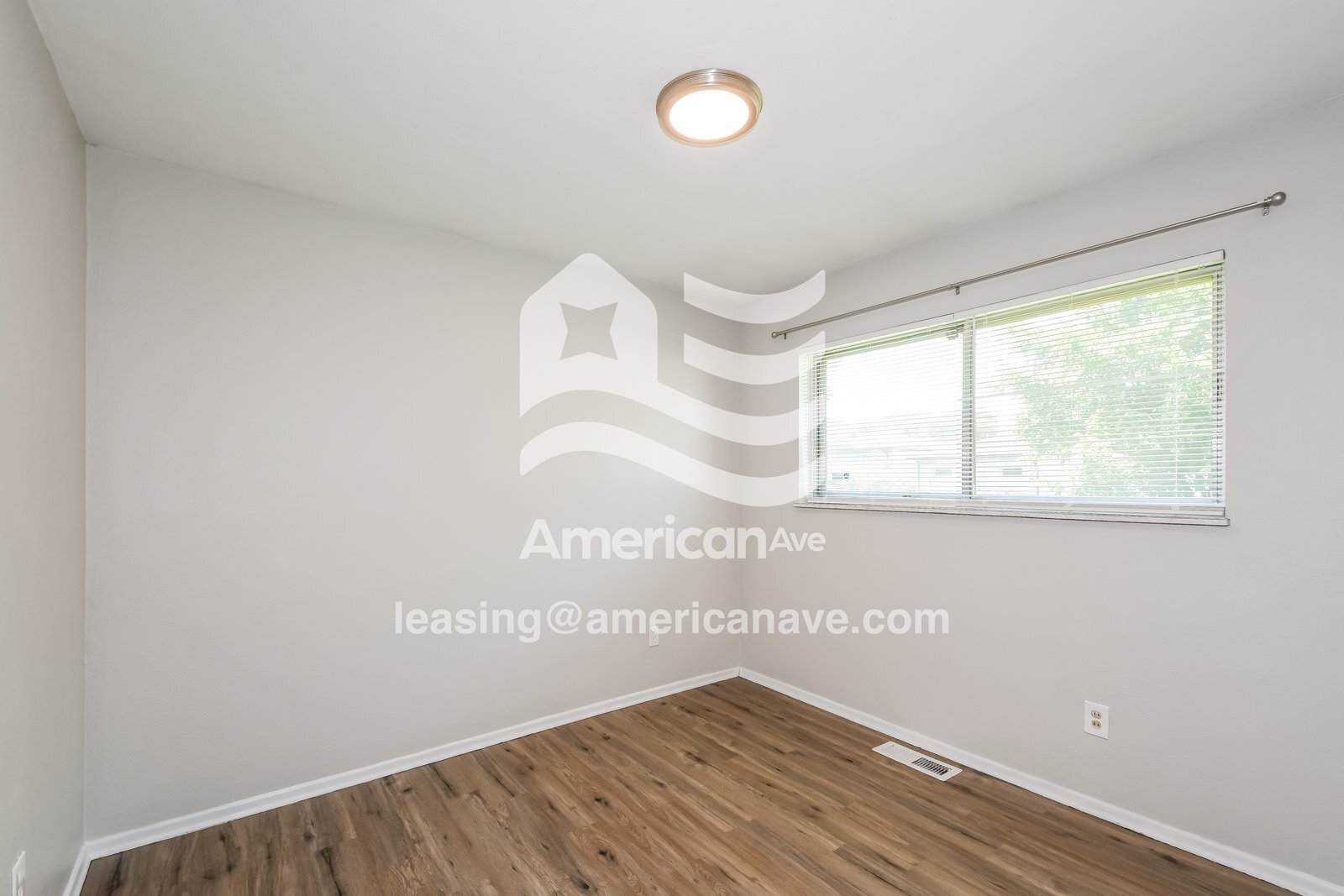 Building Photo - 5226 Vine Ave