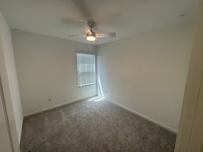 Building Photo - 6311 Whimbrel Wy