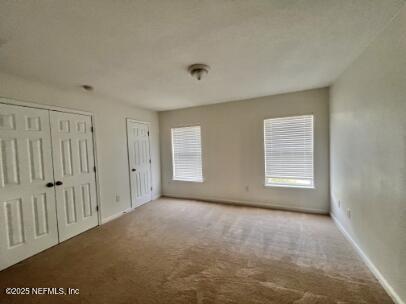 Building Photo - 302 Cherry Way