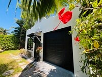 Building Photo - 1036 Francis St