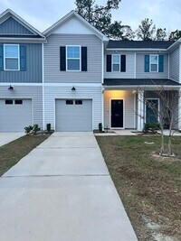 Building Photo - 3 Bedroom/2.5 Bath Townhome in Lakeview Commons