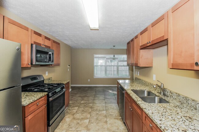 Building Photo - 7175 Springchase Way