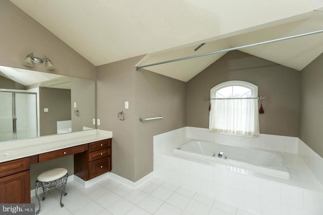 Building Photo - 16843 Harbour Town Dr