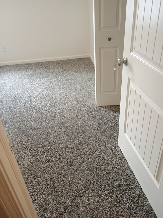 Building Photo - 1203 Euclid Ave