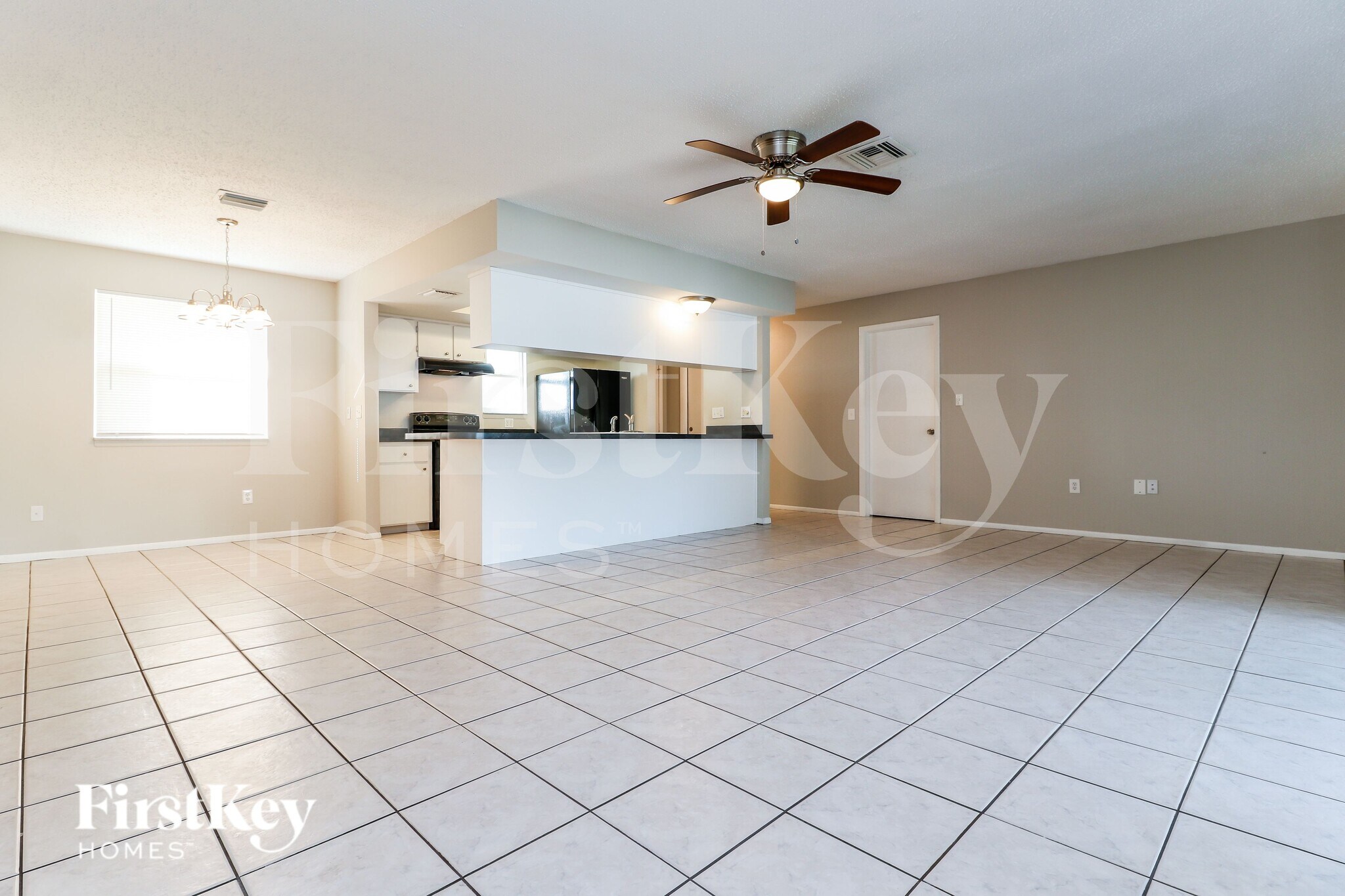 Building Photo - 7704 Riverdale Dr