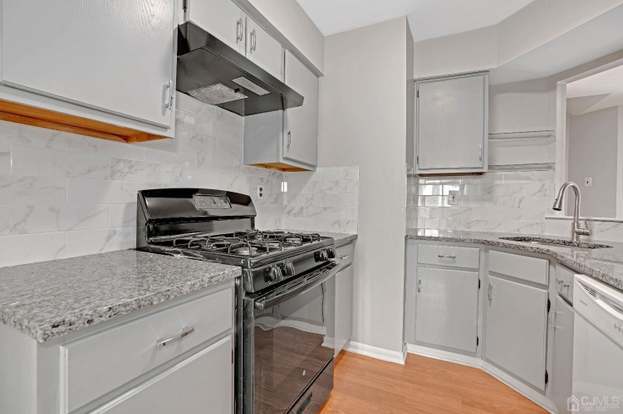Building Photo - 1090 Schmidt Ln