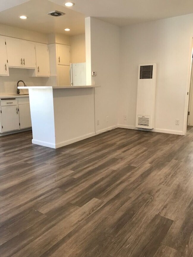 Interior Photo - 1721 Westgate Ops.