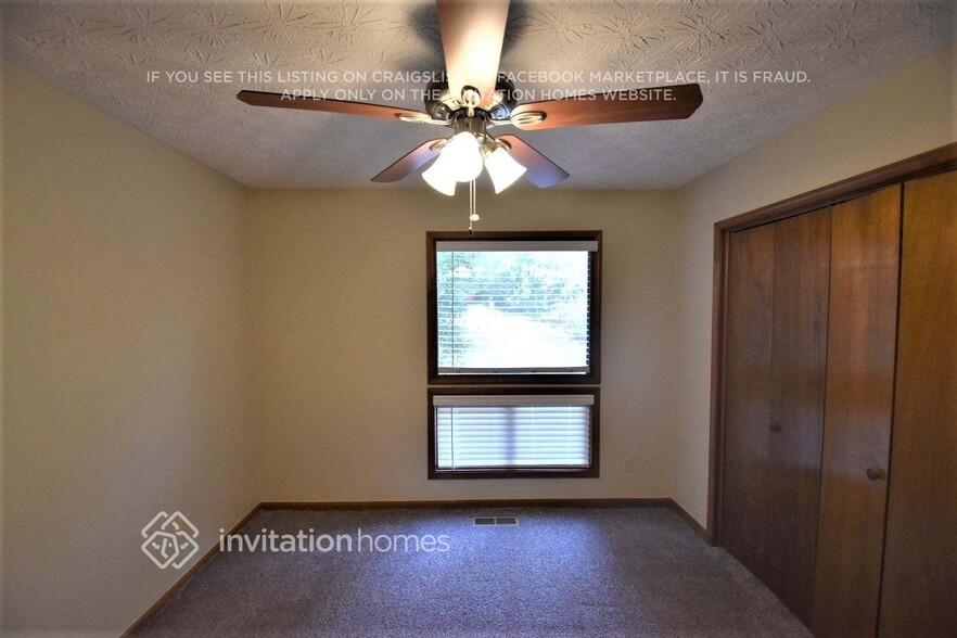 Building Photo - 310 Walking Horse Way NE