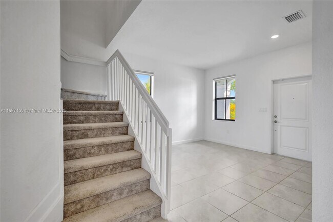 Building Photo - 20492 NW 4th Ave