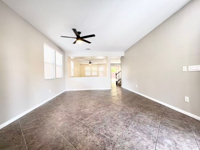 Building Photo - 10555 Winter Grass Dr