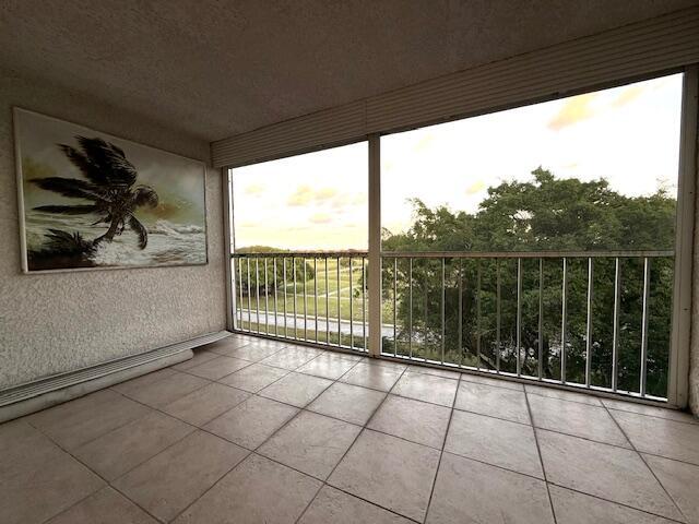 Building Photo - 4570 NW 18th Ave