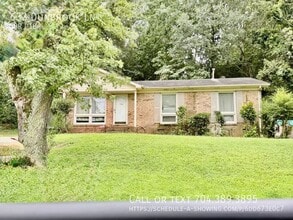 Building Photo - 633 Dunbrook Ln