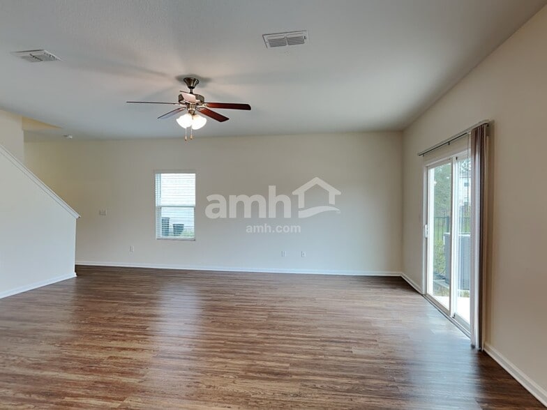 Building Photo - 171 E Jayce Way