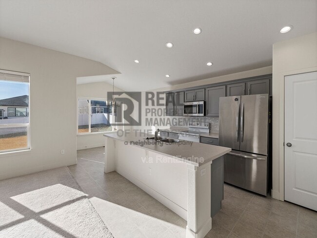 Building Photo - 4308 Big Horn Pkwy