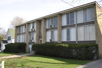 Building Photo - Huron Flats