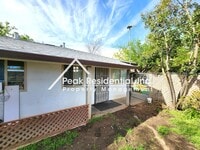 Building Photo - Ethan2437