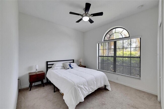 Building Photo - 307 Star Shell Dr