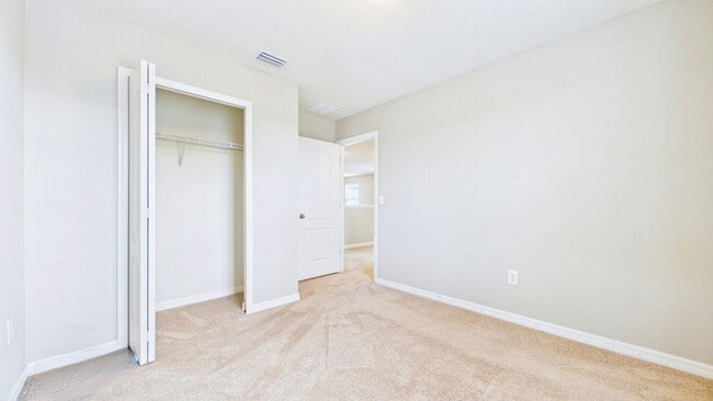 Building Photo - 4-Bedroom Home with Spacious Layout in Ayersworth Glen – Wimauma, FL