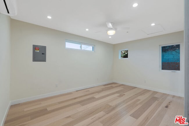 Building Photo - 4632 Mioland Dr
