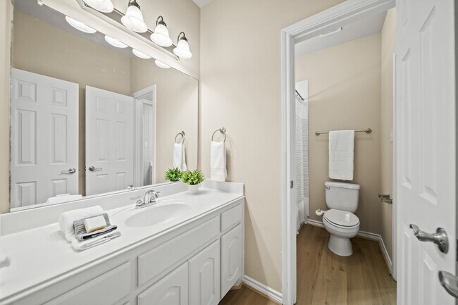 Building Photo - 1915 Stable Stone Ln