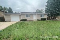 Building Photo - 7145 Red Cloud St
