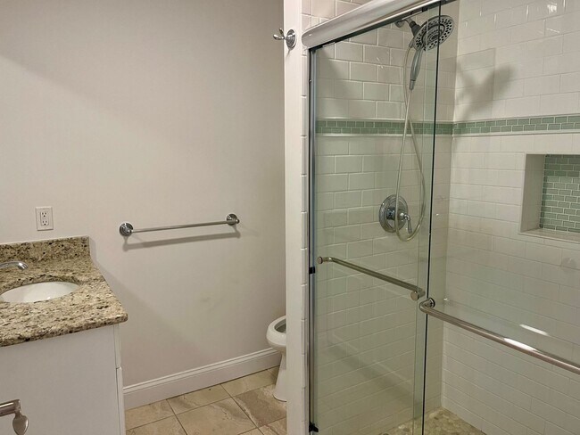 Building Photo - Lawton Lane Management