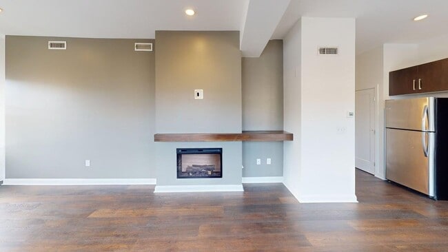 Floorplan - Ten Front