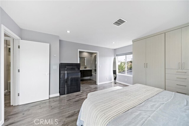Building Photo - 8711 Mossford Dr